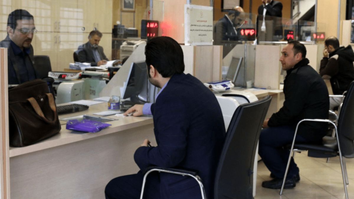 پرداخت وام اشتغال خانگی 200/000/000 تومانی  به محض ثبت نام  | این بانک‌ها مأمور پرداخت وام ۲۰۰ میلیونی شدند