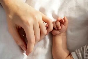 ۲ میلیون تومان کمک ویژه دولت برای همه مادران | مدارک لازم و نحوه دریافت کارت امید مادران + ویدئو