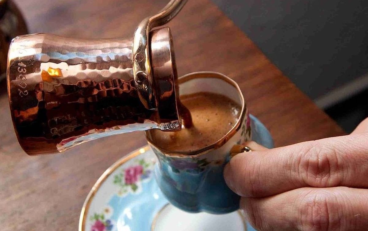 فال قهوه پنجشنبه ۲۰ شهریور ۱۴۰۴ | چه نمادی در فنجانت دیده شده ؟